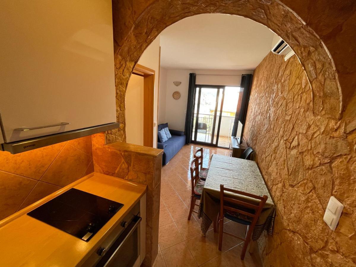 Apartment Jakasa Trogir Ngoại thất bức ảnh