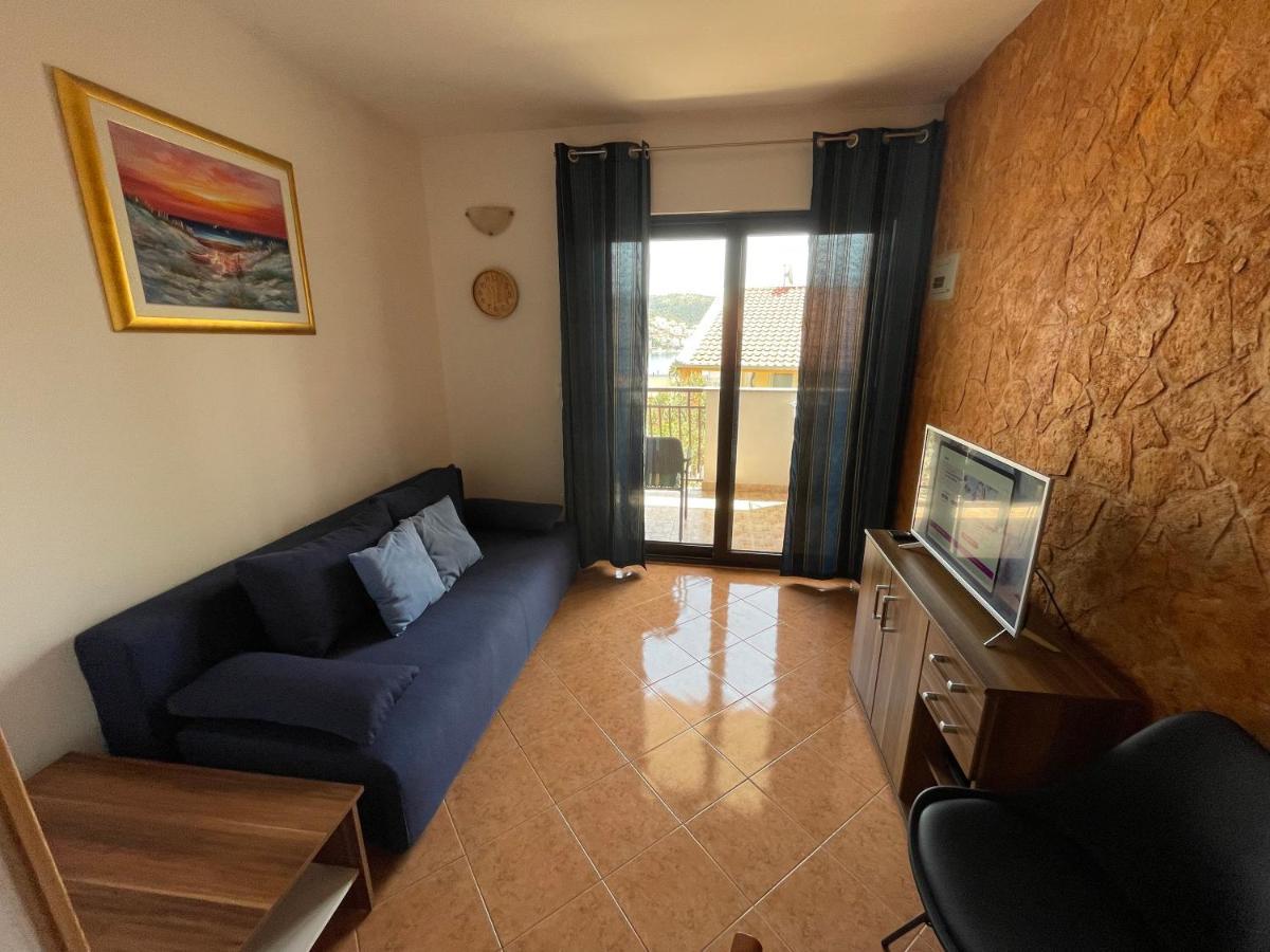 Apartment Jakasa Trogir Ngoại thất bức ảnh