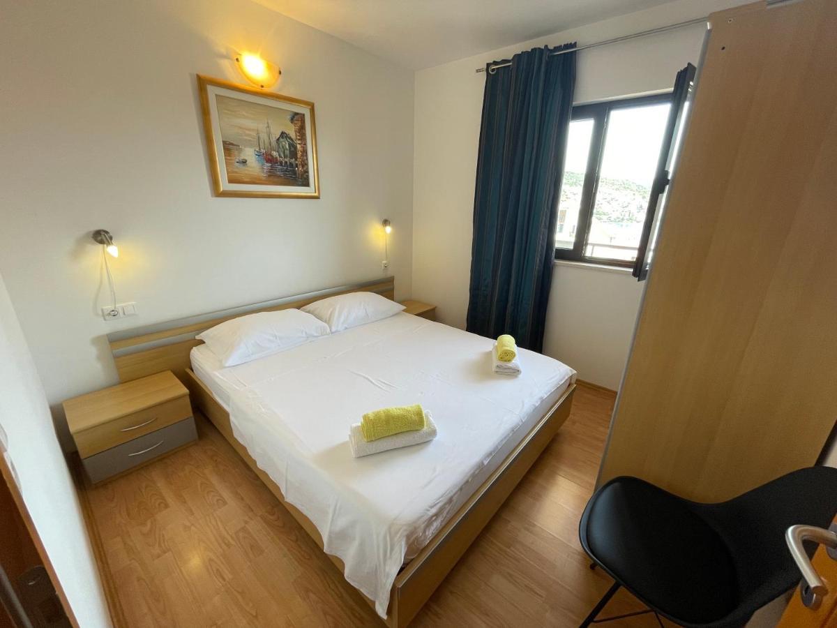 Apartment Jakasa Trogir Ngoại thất bức ảnh