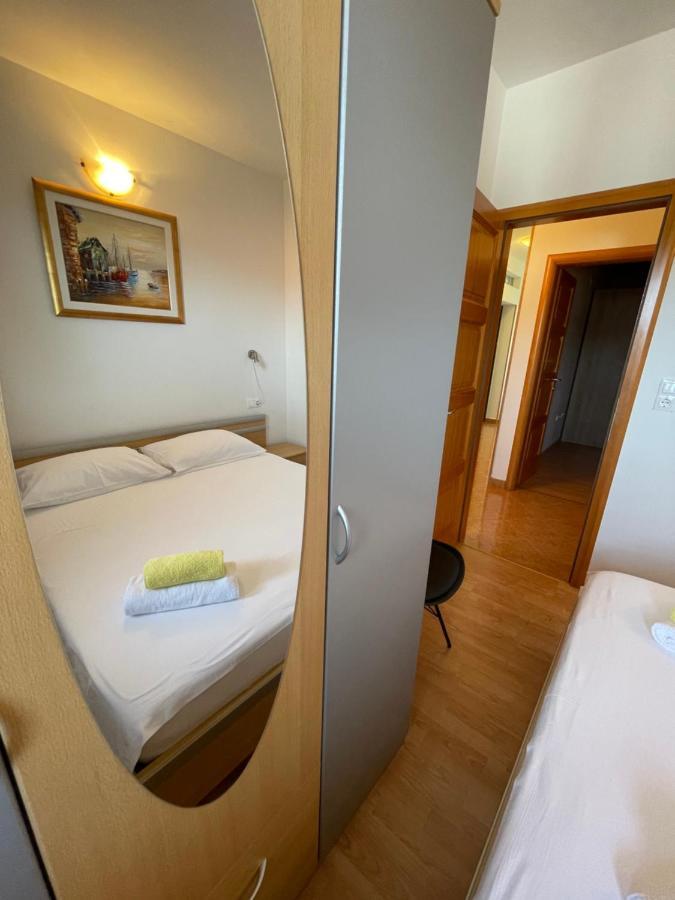 Apartment Jakasa Trogir Ngoại thất bức ảnh